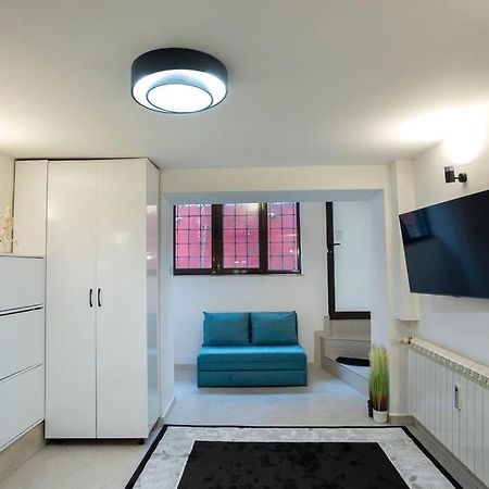 Studio With Courtyard Just Steps Away Vitosha Str Sofia Luaran gambar
