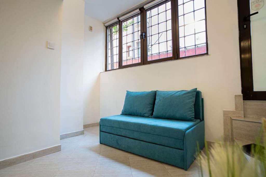 Studio With Courtyard Just Steps Away Vitosha Str Sofia Luaran gambar